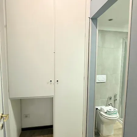 فندق مبيت وإفطار Dimora Frattina *