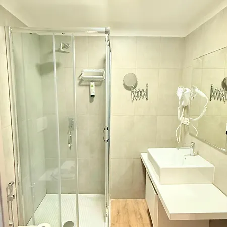 Dimora Frattina * روما